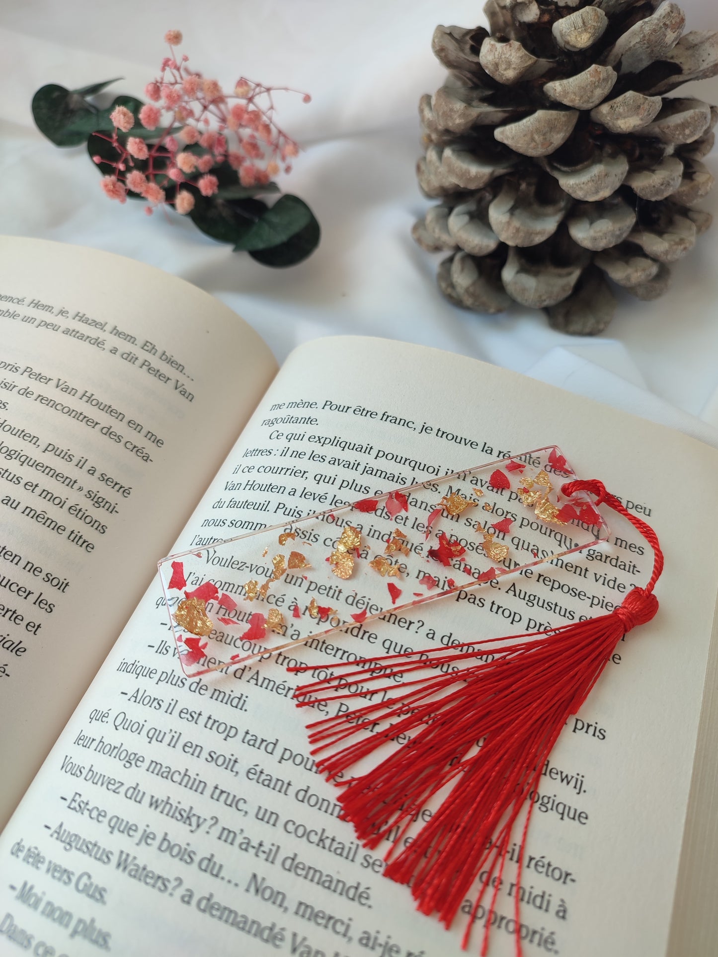 Red/gold dried flower bookmark